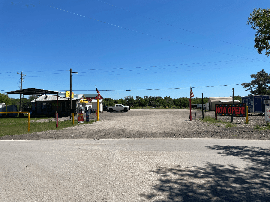 Looking for food trucks for commercial property