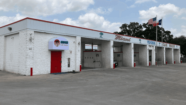 High-Traffic Carwash