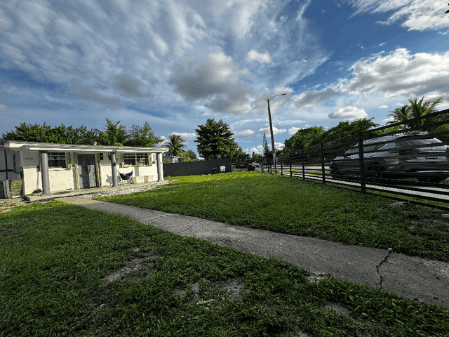 Large Space Available in North Miami