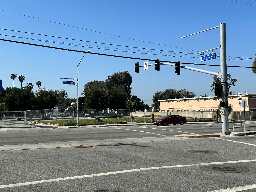 Very Busy Signalized Intersection