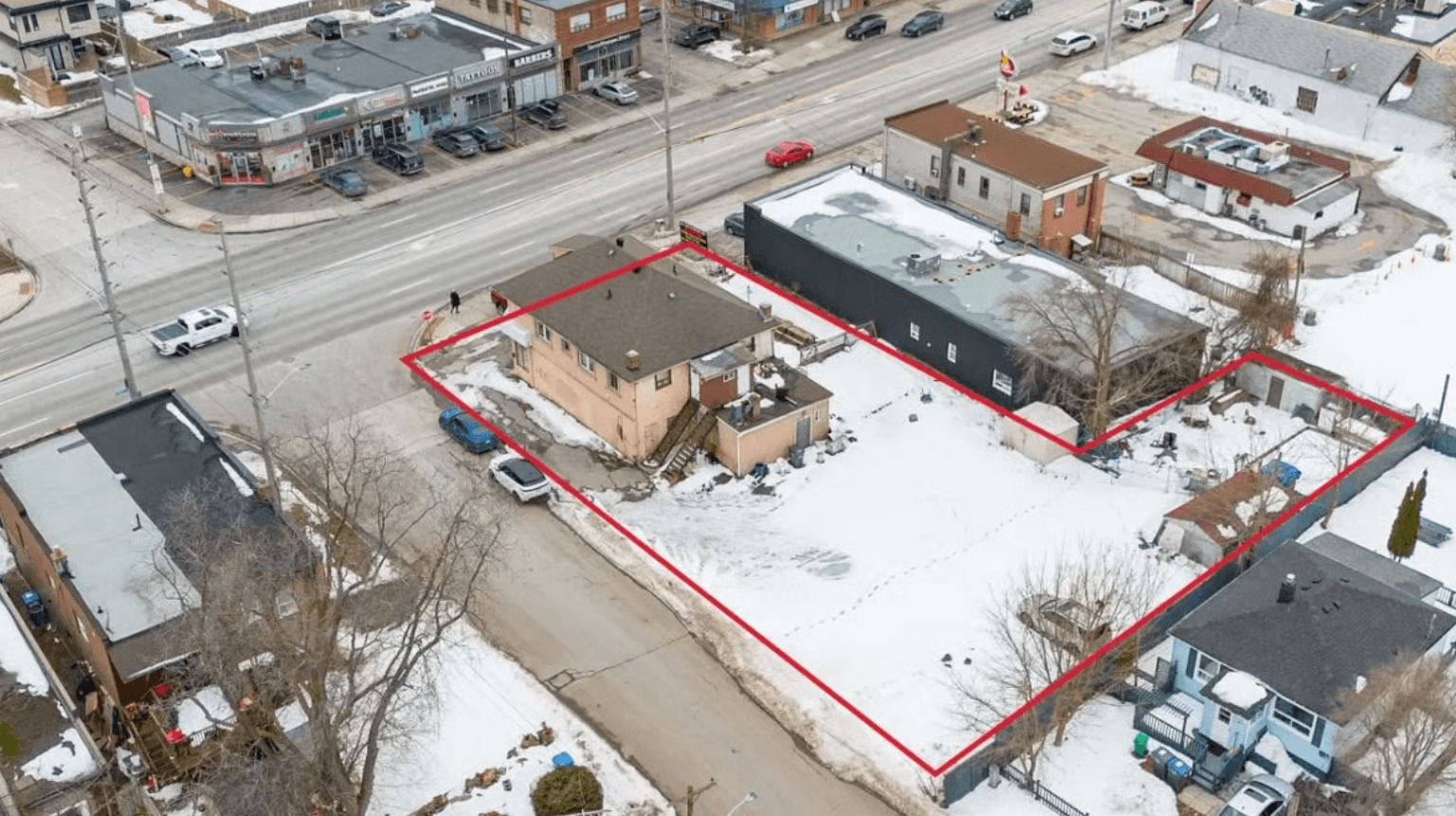 Spot for Food Truck or Food Trailer in Center of Commercial Zone of Lakeshore, Mississauga on
