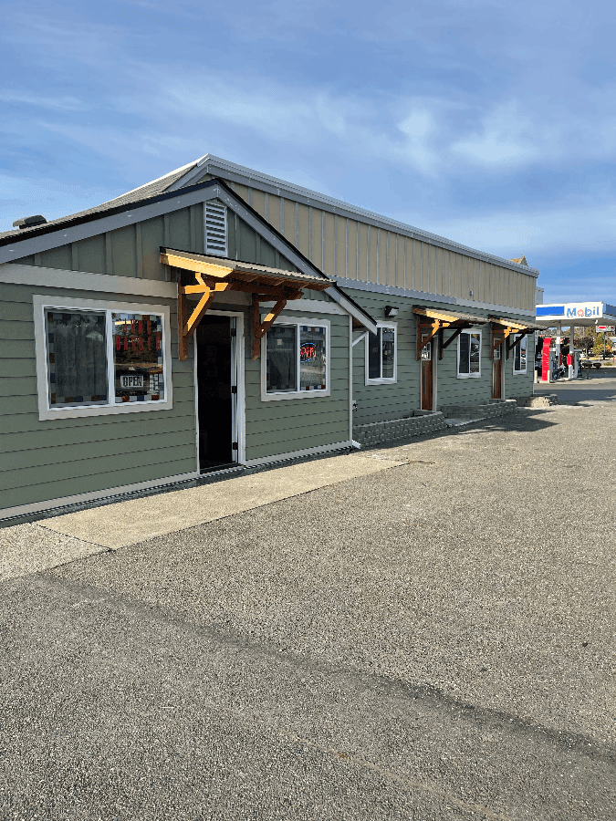 Available Commercial Lease Space for Food Truck