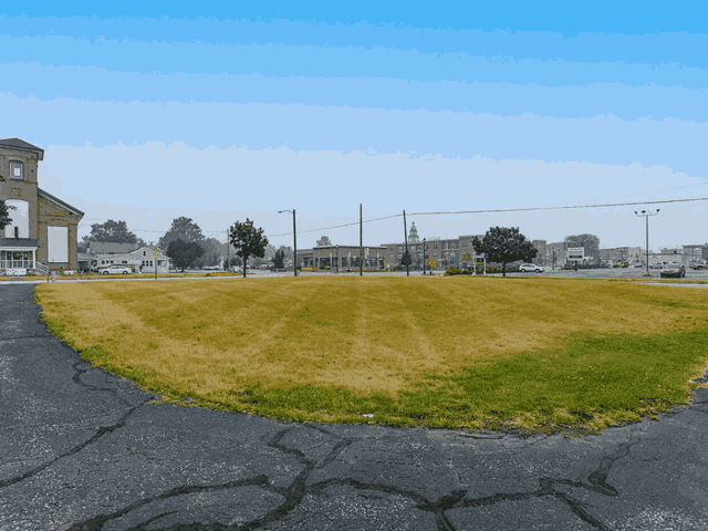 Space for Rent in Downtown Paw Paw!