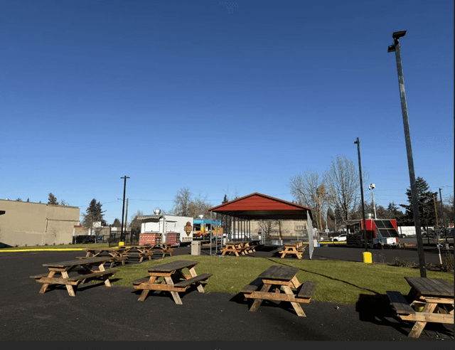 Chop Chop Food Pod - PDX/Gresham