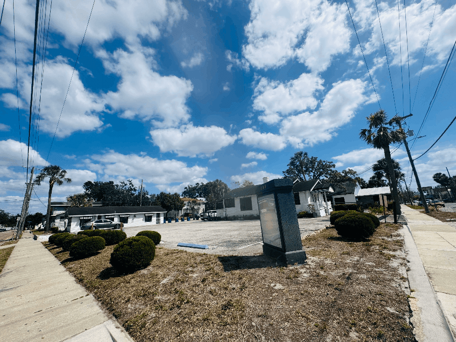 Heart of South Tampa on South Howard Ave