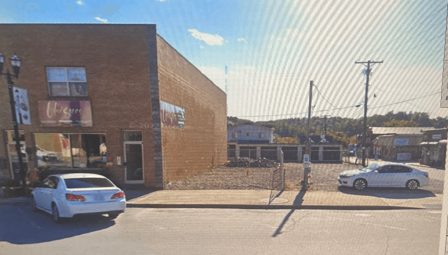 Downtown spot across from the movies and shopping
