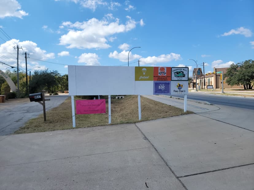 Anderson Mill Food Truck Court