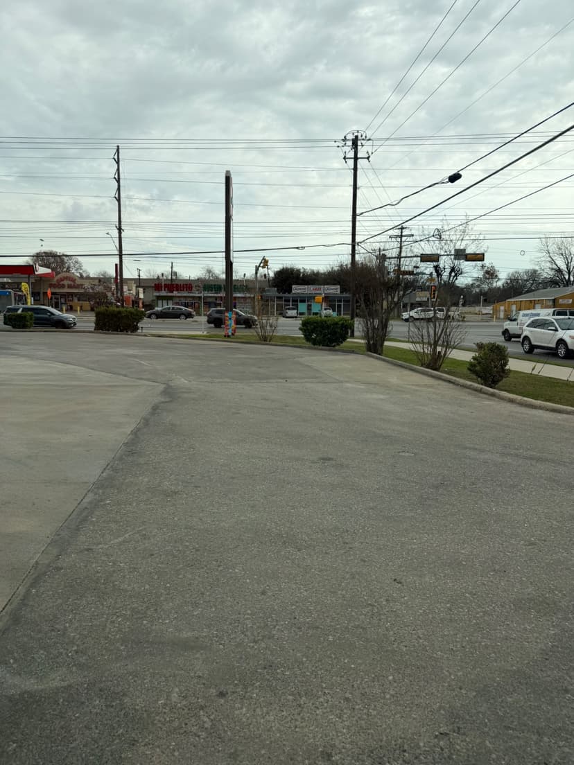 7-11 Food Truck Park