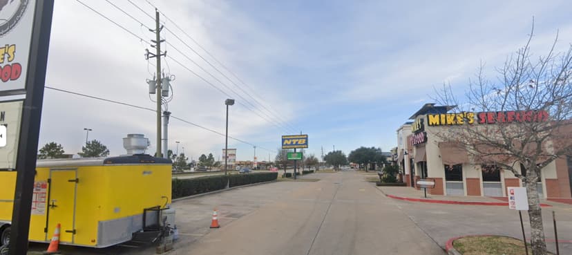 Prime Spot for Rent - Htown