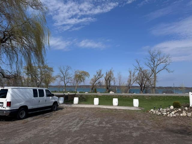 Grand View Square