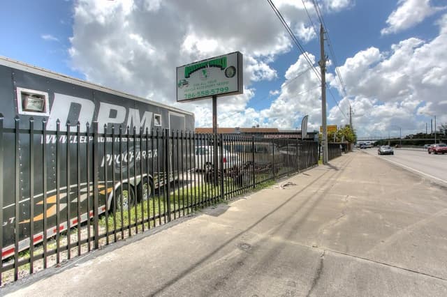 Accessory World Customs