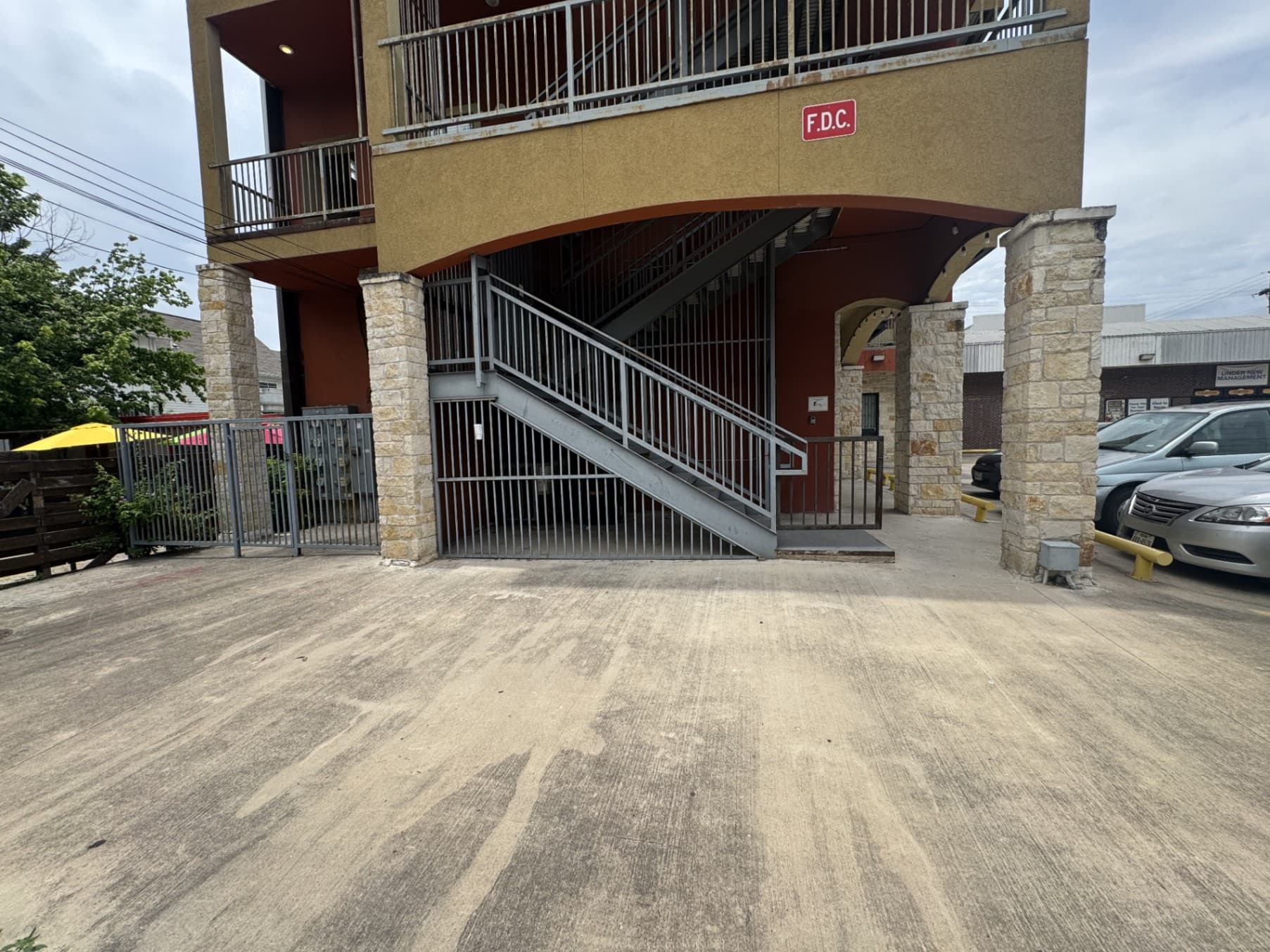 420 North Corner Lot