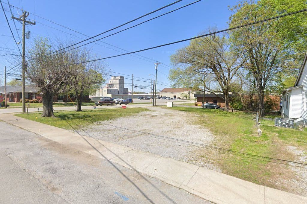 Spring & College Food Truck Space