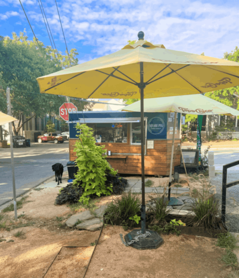 Food trailer space in Hydepark at UT
