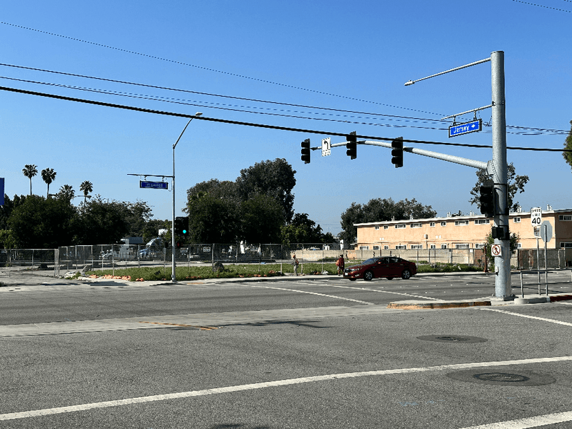 Very Busy Signalized Intersection