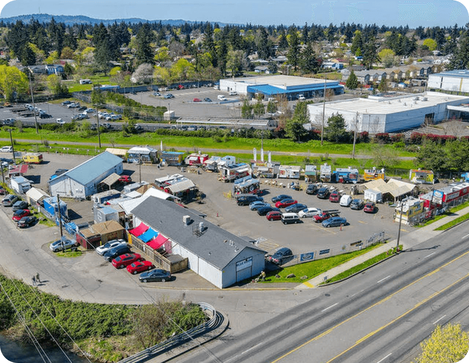 Huge Food Cart Lot Available in Southeast